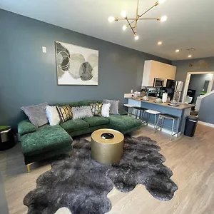 https://scotts-addition.top-richmond-hotels.com
