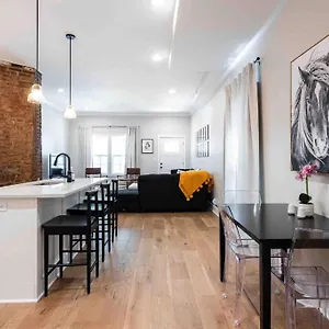 https://newly-renovated-3-bedroom-shelby-park-home-free-parking.hotels-louisville.com